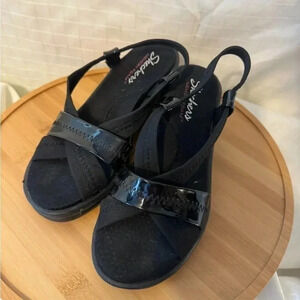 Women's  Cali Skechers Black Slip On Sling Crisscross Wedge Heel Sandals. Sz 8